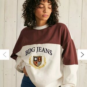 BDG Jeans Burgundy and White Sweatshirt